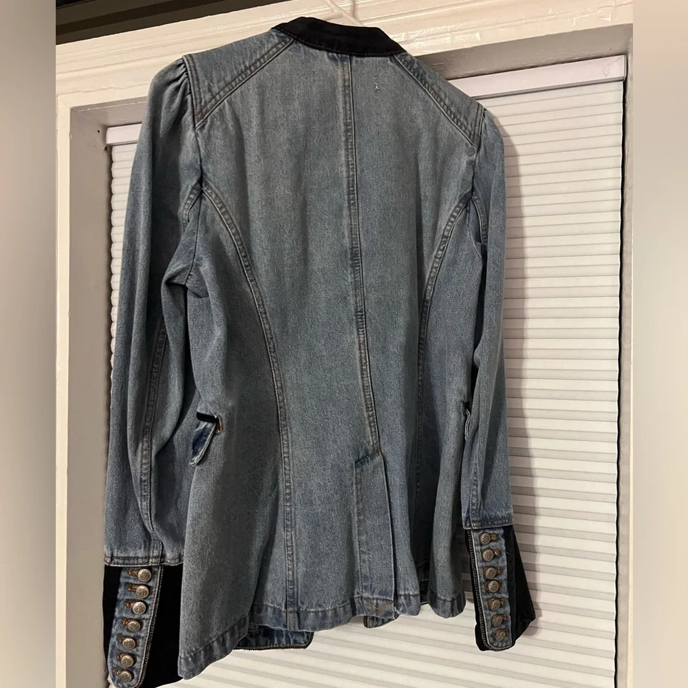 Free People Light Blue Denim Military-Style Jacket with Dark Charcoal Trim - Picture 6 of 6